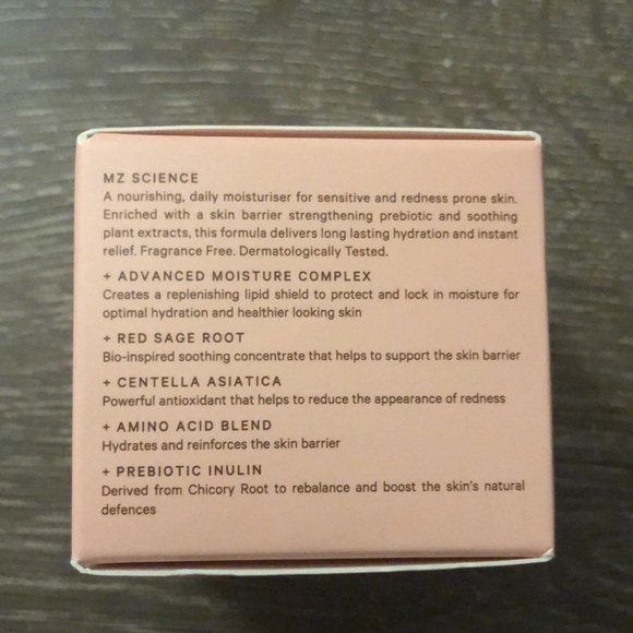 NEW MZ Skin Calming Moisturizer Sensitive & Redness Prone Skin Full Size 30 mL - Picture 8 of 8